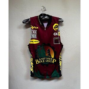 Louis Garneau Women's Sleeveless Cycling Jersey Top Size PXS Full Zip Burgundy